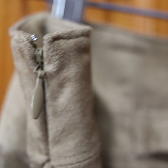 Liz Claiborne Tan Trousers  Relaxed Fit Wide Leg Michaela Faux Suede Pants  12 - Picture 10 of 13